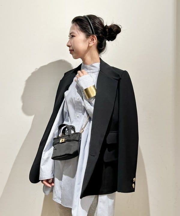 佐藤 美樹さんの「BEAMS WOMEN｜Demi-Luxe BEAMS / バックル ポインテッドトゥ パンプス」を使ったコーディネート