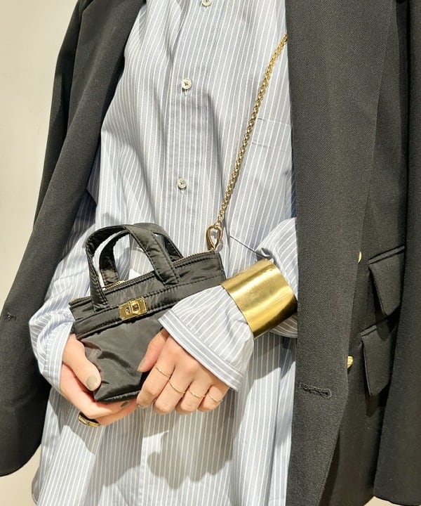 佐藤 美樹さんの「BEAMS WOMEN｜Demi-Luxe BEAMS / バックル ポインテッドトゥ パンプス」を使ったコーディネート