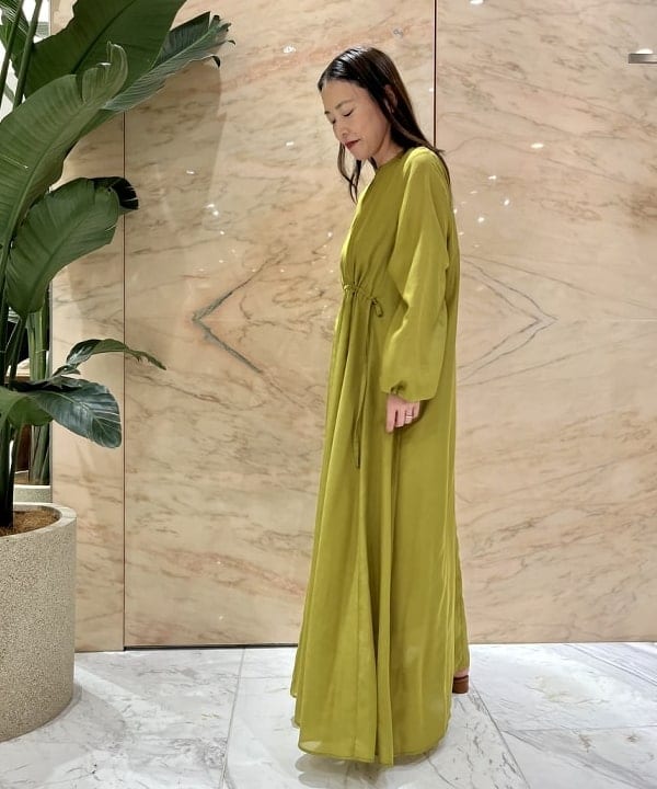 関 桂子さんの「BEAMS WOMEN｜Demi-Luxe BEAMS / トングブーツ」を使ったコーディネート