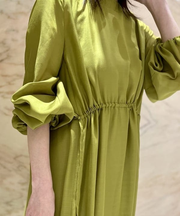 関 桂子さんの「BEAMS WOMEN｜Demi-Luxe BEAMS / トングブーツ」を使ったコーディネート