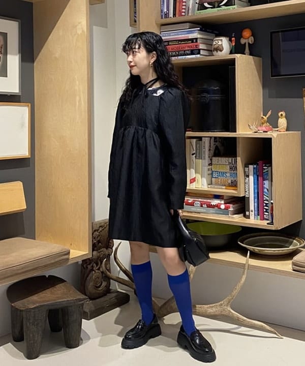 マツド ユメカさんの「BEAMS WOMEN｜Ray BEAMS / フクレ ジャカード スクエアネック ミニワンピース」を使ったコーディネート