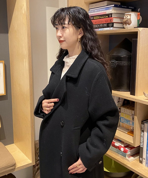 マツド ユメカさんの「BEAMS WOMEN｜Ray BEAMS / ストレッチ レース ハイネック トップス」を使ったコーディネート