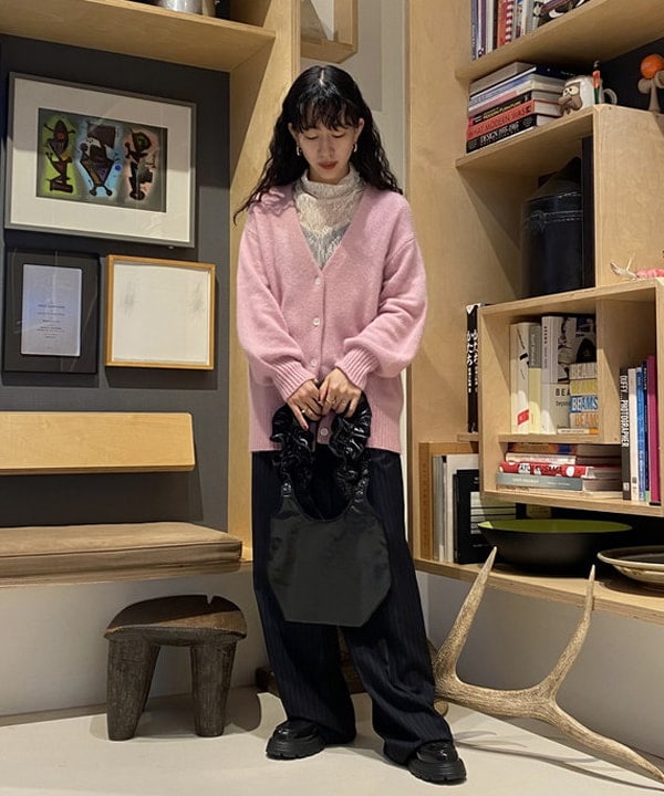 マツド ユメカさんの「BEAMS WOMEN｜Ray BEAMS / ストレッチ レース ハイネック トップス」を使ったコーディネート
