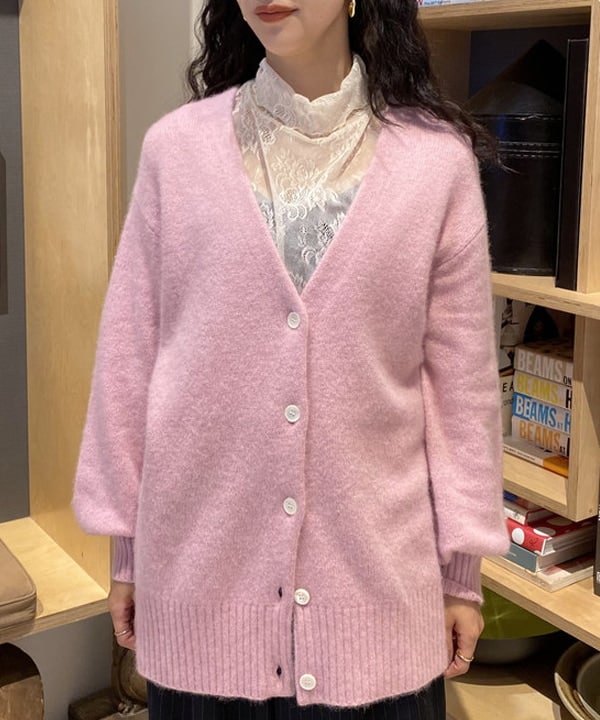 マツド ユメカさんの「BEAMS WOMEN｜Ray BEAMS / ストレッチ レース ハイネック トップス」を使ったコーディネート