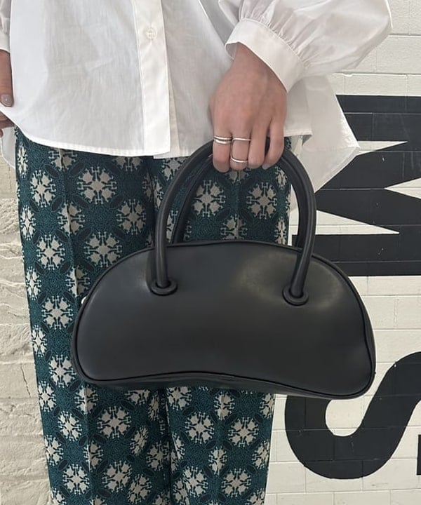 Nagumo Yukiさんの「BEAMS WOMEN｜Ray BEAMS / ペニー ローファー ミュール」を使ったコーディネート