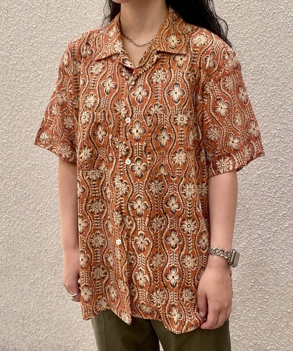 鈴木 悠里さんの「BEAMS WOMEN｜」を使ったコーディネート