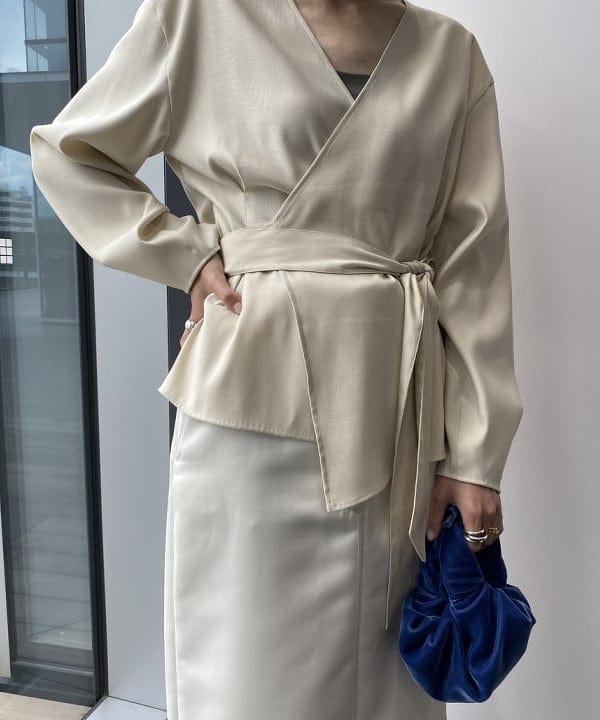 SANOさんの「BEAMS WOMEN｜Demi-Luxe BEAMS / バックル ポインテッドトゥ パンプス」を使ったコーディネート