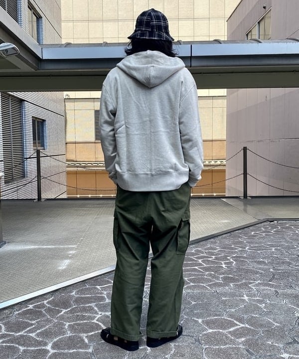 りゅうりゅうさんの「BEAMS WOMEN｜LOOPWHEELER / 別注 Slim Zip Sweat Hoody」を使ったコーディネート