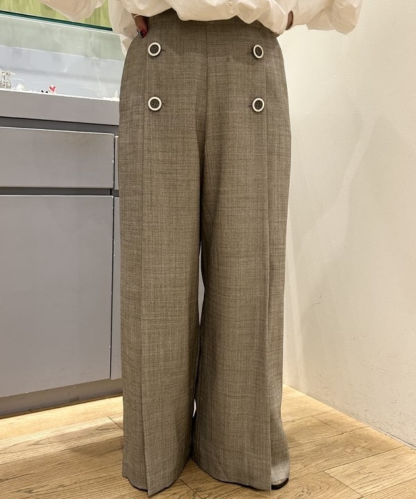オカベ　アヤカさんの「BEAMS WOMEN｜」を使ったコーディネート