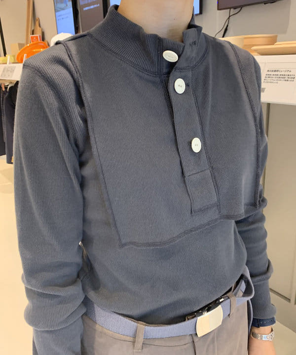 矢野(青木)優香さんの「BEAMS WOMEN｜BEAMS BOY / デタッチカラー ミリタリー ロングスリーブ」を使ったコーディネート