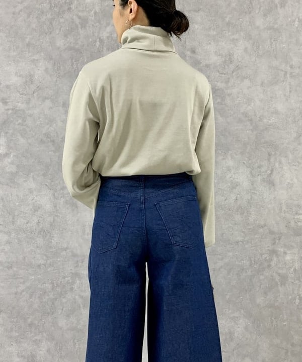 松元 晴佳さんの「BEAMS WOMEN｜VIOLAd’ORO × Demi-Luxe BEAMS / 別注 エコムートン ミニショルダーバッグ」を使ったコーディネート