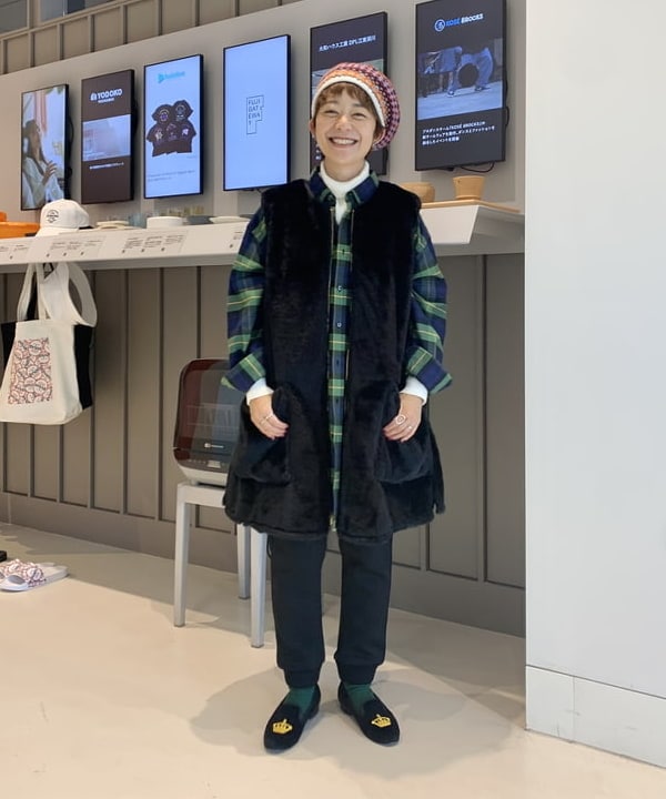 矢野(青木)優香さんの「BEAMS WOMEN｜Ray BEAMS / 14G リブ タートルネック ニット」を使ったコーディネート