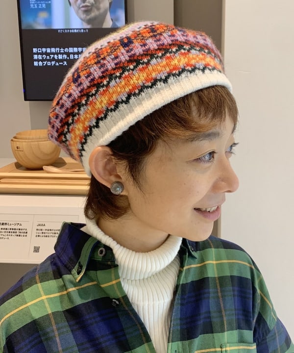 矢野(青木)優香さんの「BEAMS WOMEN｜Ray BEAMS / 14G リブ タートルネック ニット」を使ったコーディネート