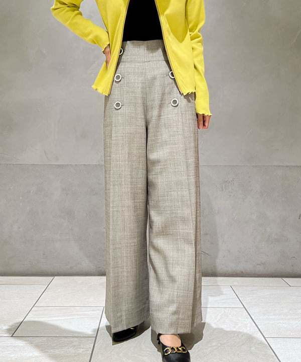 内山 美咲さんの「BEAMS WOMEN｜」を使ったコーディネート