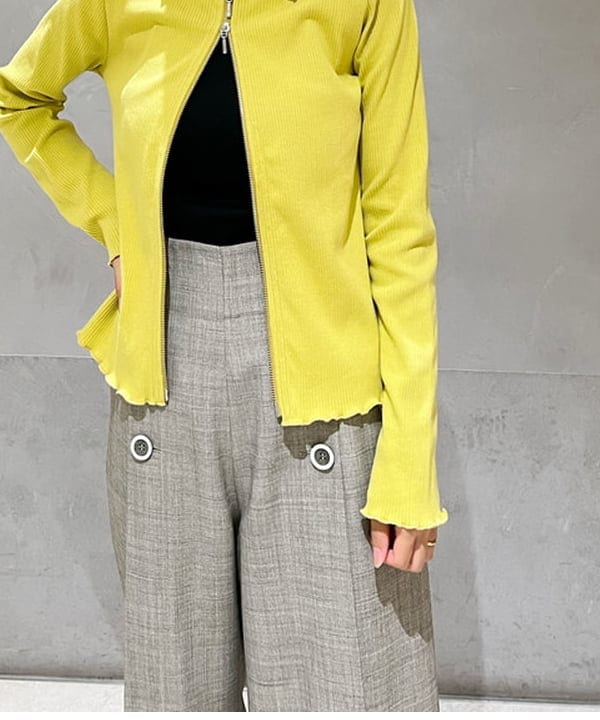 内山 美咲さんの「BEAMS WOMEN｜」を使ったコーディネート