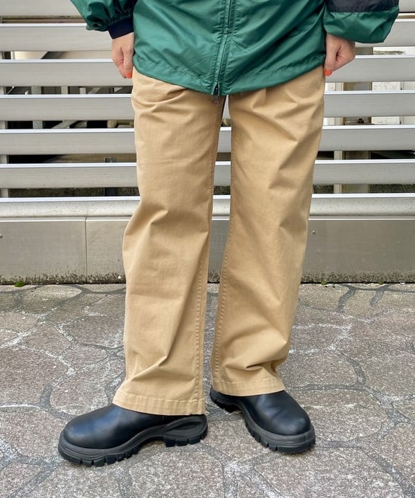 コウリキ　マミさんの「BEAMS WOMEN｜ナバルボーダー ビッグ ボートネック カットソー」を使ったコーディネート