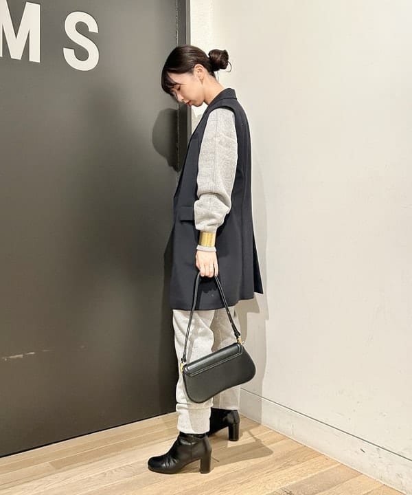 佐藤 美樹さんの「BEAMS WOMEN｜JW PEI / Joy Bag」を使ったコーディネート