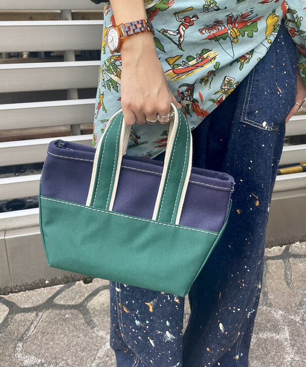 みりさんの「BEAMS WOMEN｜L.L.Bean × BEAMS PLUS ＆ BEAMS BOY / Deep Bottom Deluxe Boat and Tote Mini」を使ったコーディネート