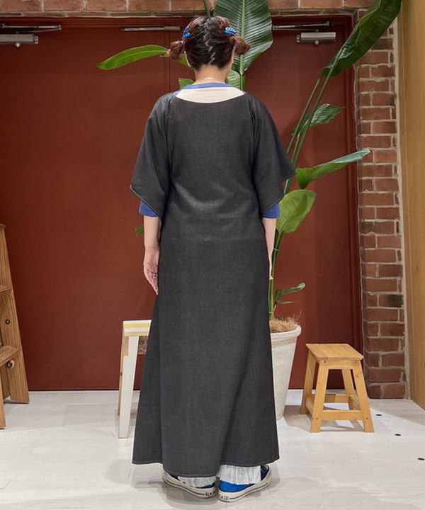 エノモト アミさんの「BEAMS WOMEN｜maturely / Denim-like Twill Dress」を使ったコーディネート