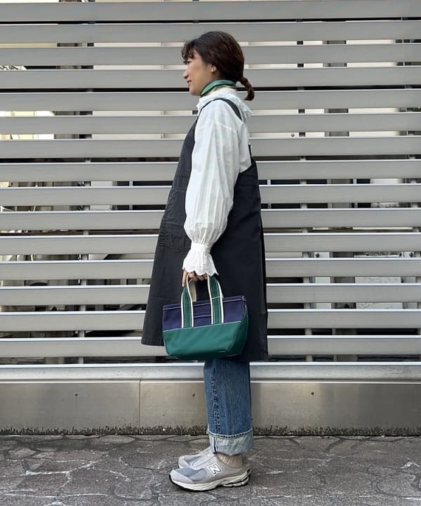 まつむさんの「BEAMS WOMEN｜L.L.Bean × BEAMS PLUS ＆ BEAMS BOY / Deep Bottom Deluxe Boat and Tote Mini」を使ったコーディネート