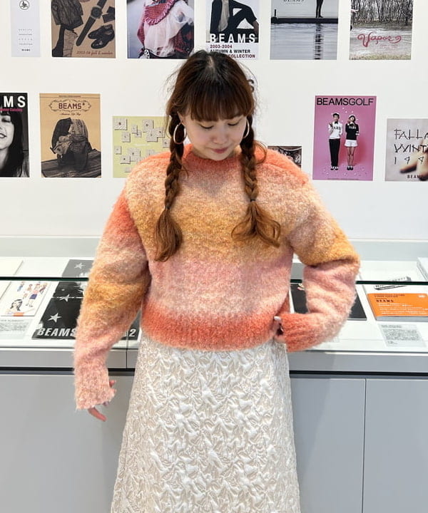 渡邊 舞さんの「BEAMS WOMEN｜Ray BEAMS /  フクレ ジャカード キャミ ワンピース 23AW」を使ったコーディネート