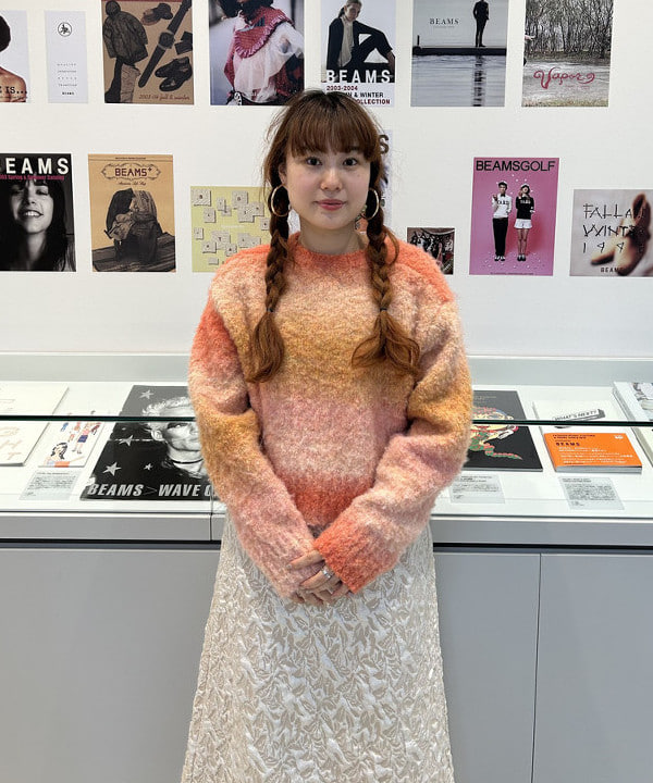 渡邊 舞さんの「BEAMS WOMEN｜Ray BEAMS /  フクレ ジャカード キャミ ワンピース 23AW」を使ったコーディネート