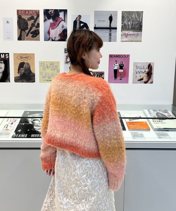 渡邊 舞さんの「BEAMS WOMEN｜Ray BEAMS /  フクレ ジャカード キャミ ワンピース 23AW」を使ったコーディネート
