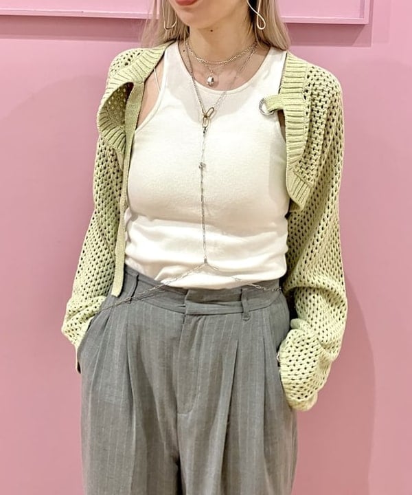 椎葉 未琴さんの「BEAMS WOMEN｜Ray BEAMS / 2way アーム ボレロ」を使ったコーディネート