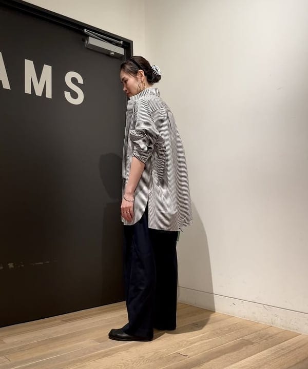 鈴木 亜美さんの「BEAMS WOMEN｜VIOLAd’ORO / BIANCA ナイロン トートバッグ S」を使ったコーディネート