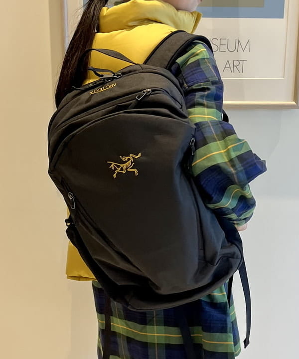 ミナミマリコさんの「BEAMS WOMEN｜ARC’TERYX / MANTIS 26 BACKPACK」を使ったコーディネート