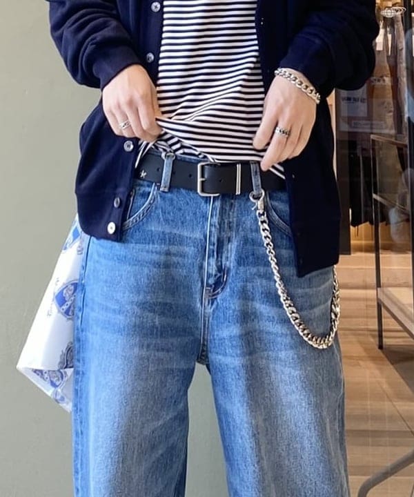 井上 隆司さんの「BEAMS WOMEN｜BEAMS / Classic ウォレットチェーン」を使ったコーディネート