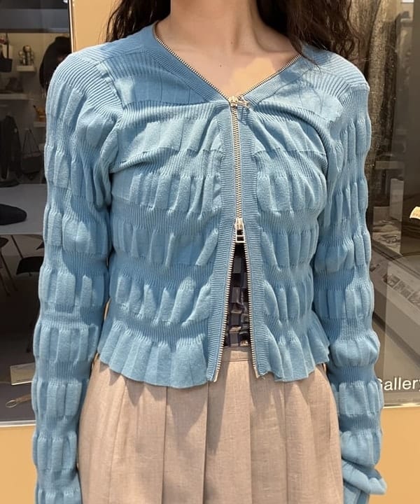 マツド ユメカさんの「BEAMS WOMEN｜Ray BEAMS / シャーリング ジップ カーディガン」を使ったコーディネート