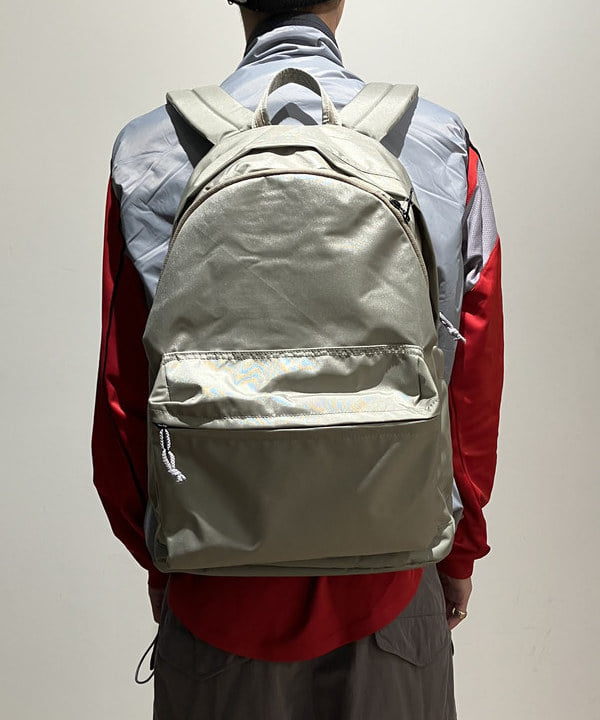 西村 光平さんの「BEAMS WOMEN｜BEAMS / ビッグ 6ポケット カーゴパンツ」を使ったコーディネート