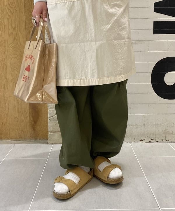 木村 海侑さんの「BEAMS WOMEN｜【別注】BUZZ RICKSON'S / ポプリン アーミーパンツ」を使ったコーディネート