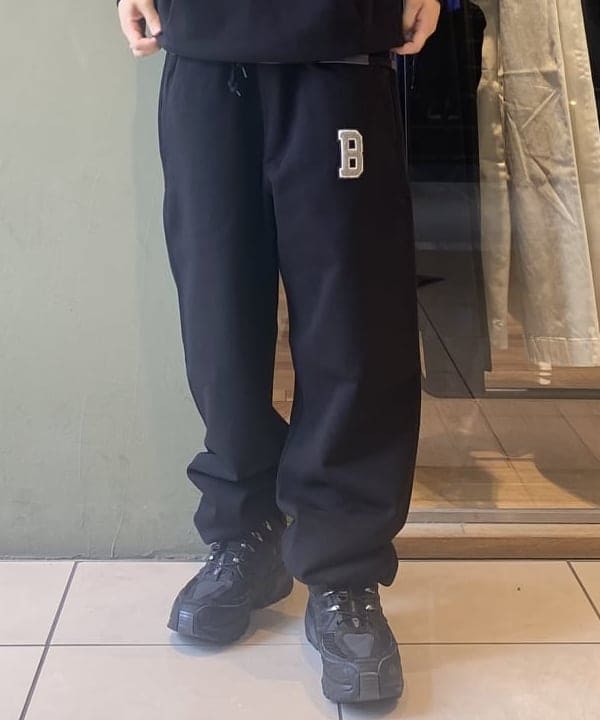 井上 隆司さんの「BEAMS WOMEN｜BEAMS ベーシック フーディ」を使ったコーディネート