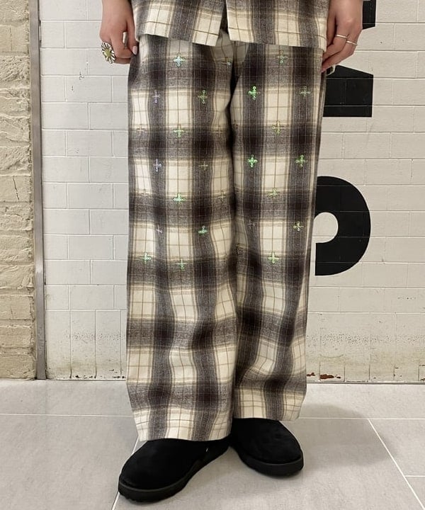 木村 海侑さんの「BEAMS WOMEN｜BEAMS BOY / 樹脂 パール ロング ネックレス」を使ったコーディネート