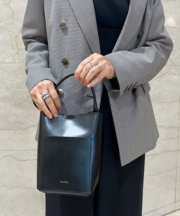 川口 恵さんの「BEAMS WOMEN｜」を使ったコーディネート