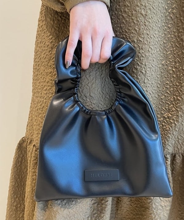 松本 佳菜子さんの「BEAMS WOMEN｜Ray BEAMS / アンクルストラップ パンプス」を使ったコーディネート