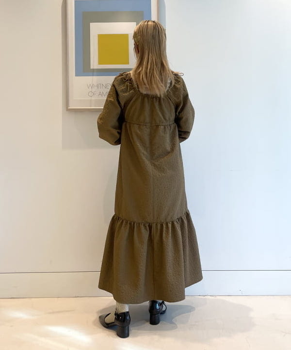 松本 佳菜子さんの「BEAMS WOMEN｜Ray BEAMS / アンクルストラップ パンプス」を使ったコーディネート