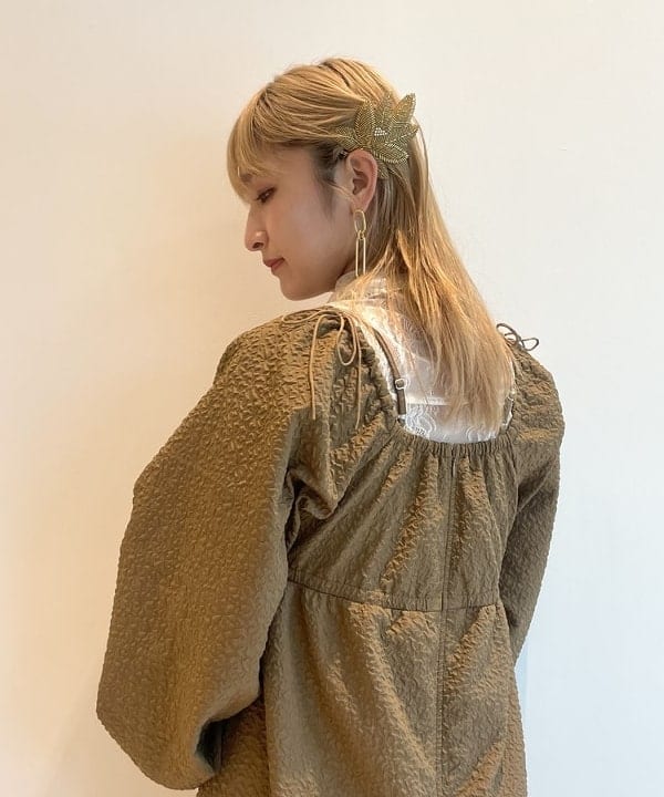 松本 佳菜子さんの「BEAMS WOMEN｜Ray BEAMS / アンクルストラップ パンプス」を使ったコーディネート