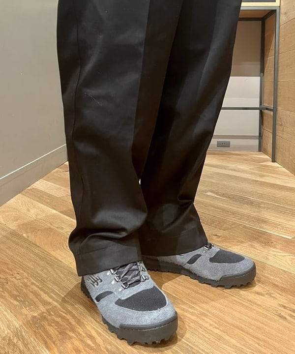 新里 京介さんの「BEAMS WOMEN｜BEAMS ベーシック フーディ」を使ったコーディネート