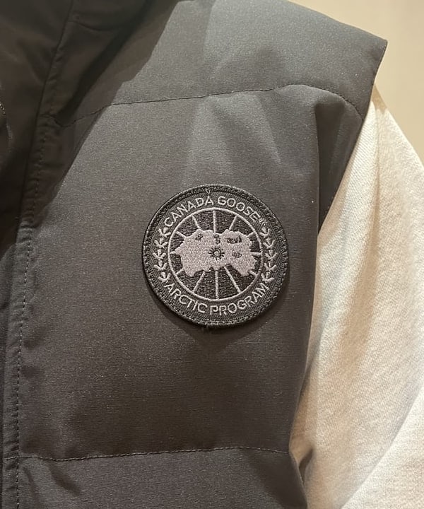 新里 京介さんの「BEAMS WOMEN｜BEAMS ベーシック フーディ」を使ったコーディネート