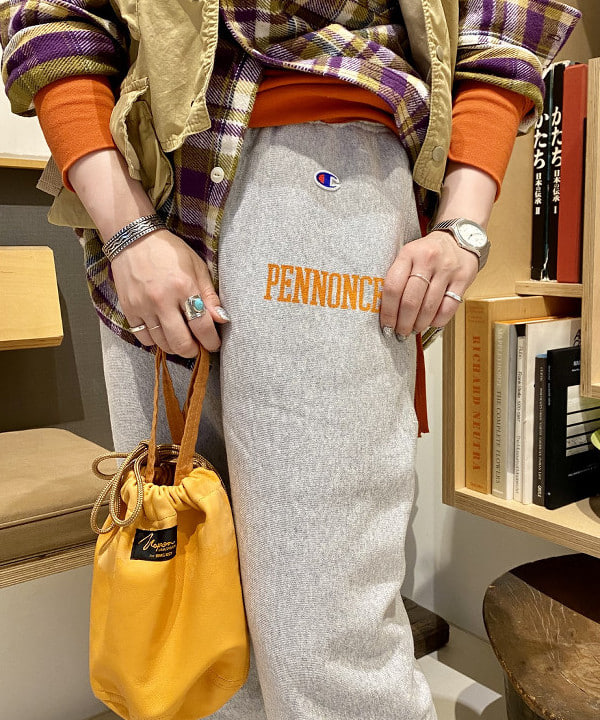 吉野 多恵さんの「BEAMS WOMEN｜BEAMS BOY / ミリタリーリブ ヘンリーネック ロングスリーブ」を使ったコーディネート