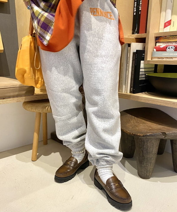 吉野 多恵さんの「BEAMS WOMEN｜BEAMS BOY / ミリタリーリブ ヘンリーネック ロングスリーブ」を使ったコーディネート