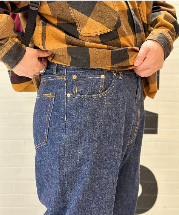 佐々木 優さんの「BEAMS WOMEN｜BEAMS / ワイドフィット デニムパンツ」を使ったコーディネート