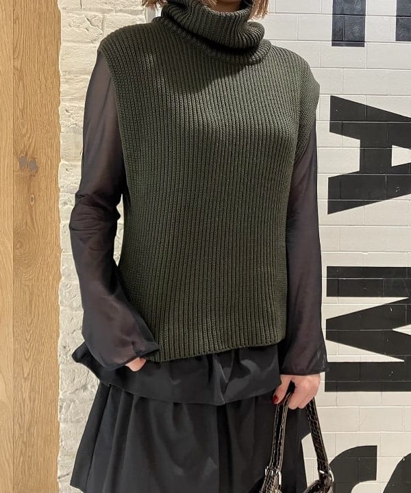 CHIHIROさんの「BEAMS WOMEN｜Ray BEAMS / ラメ ブーツ」を使ったコーディネート