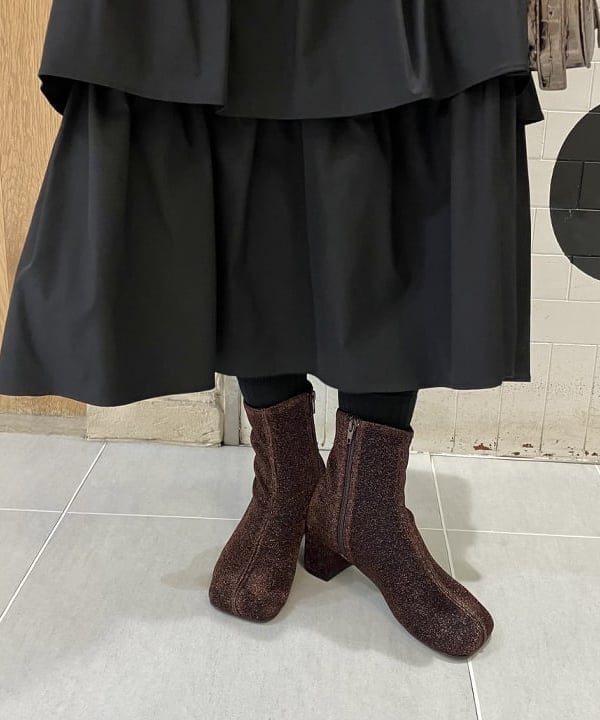 CHIHIROさんの「BEAMS WOMEN｜Ray BEAMS / ラメ ブーツ」を使ったコーディネート
