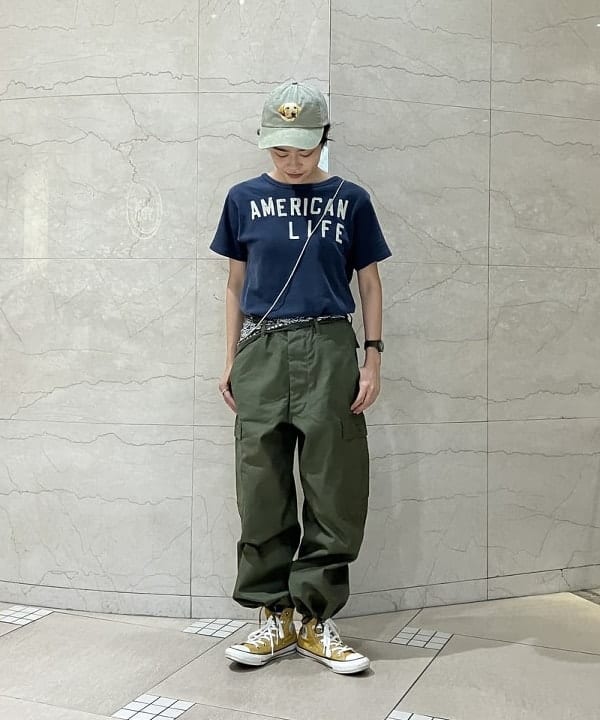 葵さんの「BEAMS WOMEN｜【別注】BUZZ RICKSON'S / ポプリン アーミーパンツ」を使ったコーディネート