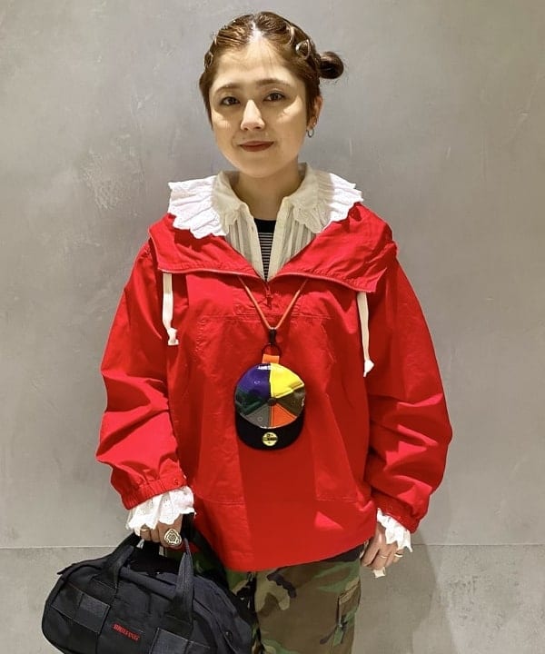 吉野 多恵さんの「BEAMS WOMEN｜BEAMS BOY / ラメ リブ クルー ソックス NEW」を使ったコーディネート