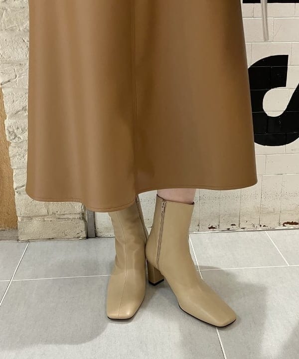 CHIHIROさんの「BEAMS WOMEN｜GIANNI CHIARINI / ALIFA レザーショルダーバッグ S」を使ったコーディネート